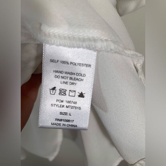 Shinestar NWOT white/ivory wrap style shirt sleeve blouse Size large - Picture 5 of 5